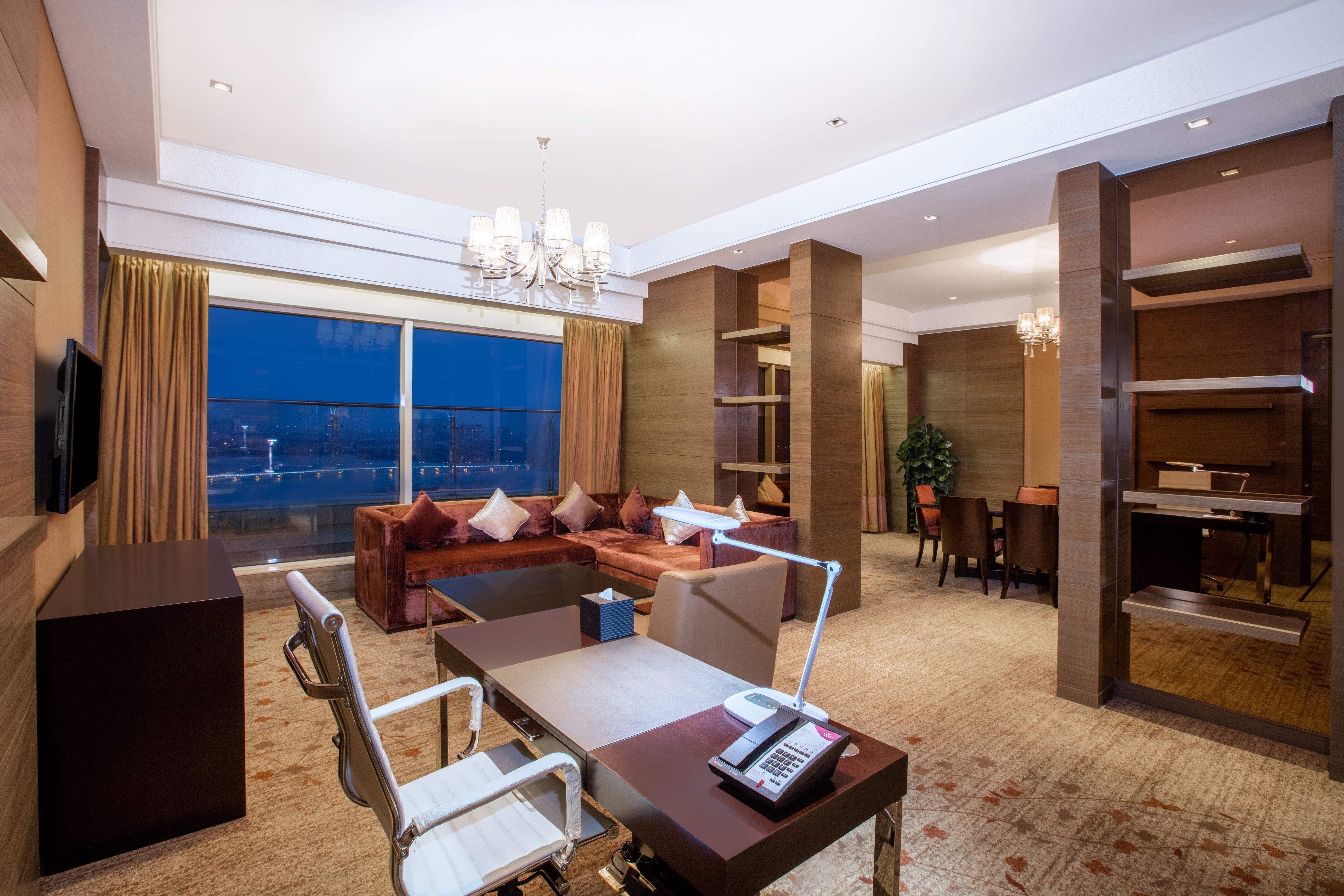 Отель Crowne Plaza Nanjing Jiangning By Ihg Экстерьер фото