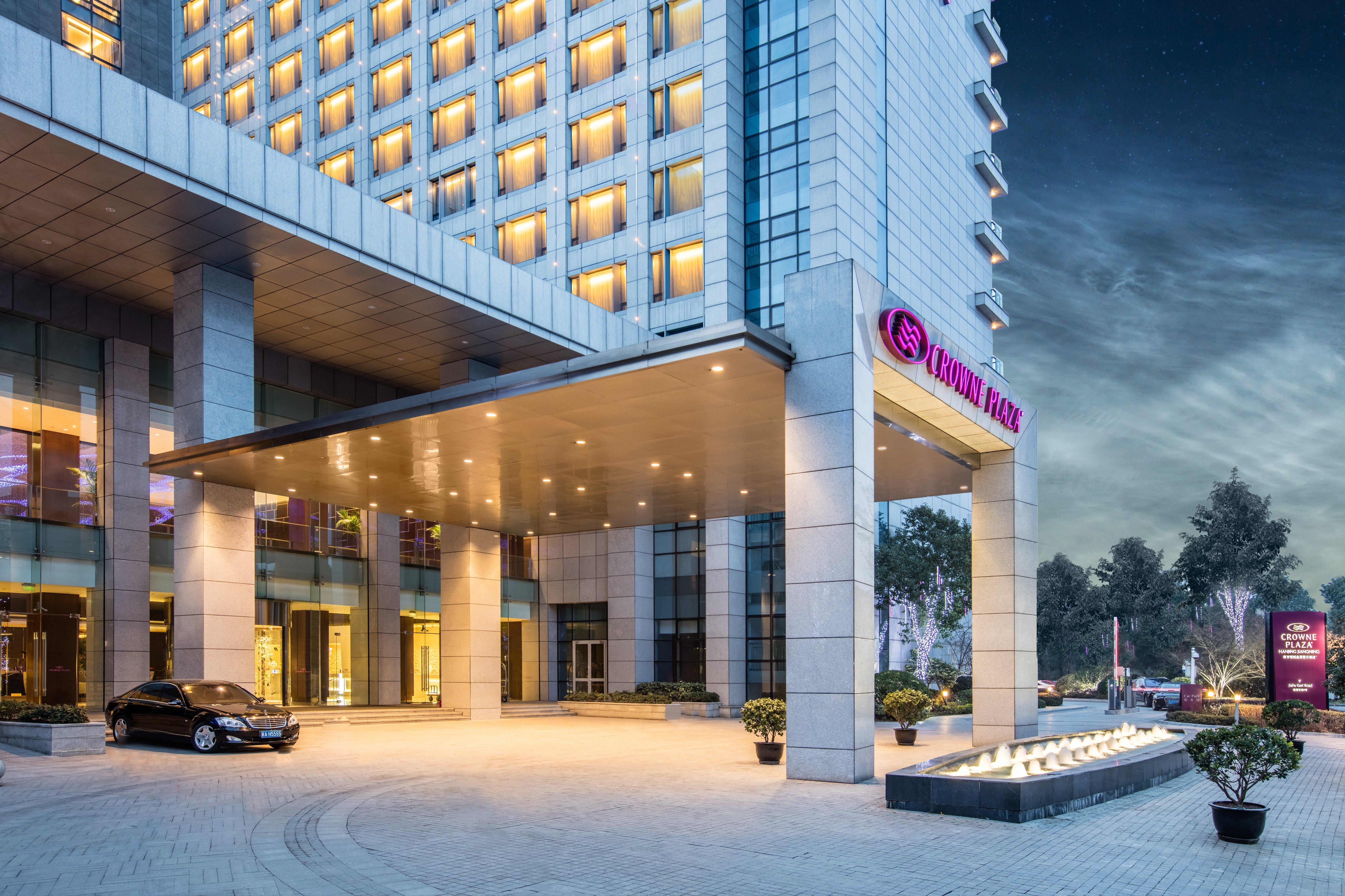 Отель Crowne Plaza Nanjing Jiangning By Ihg Экстерьер фото