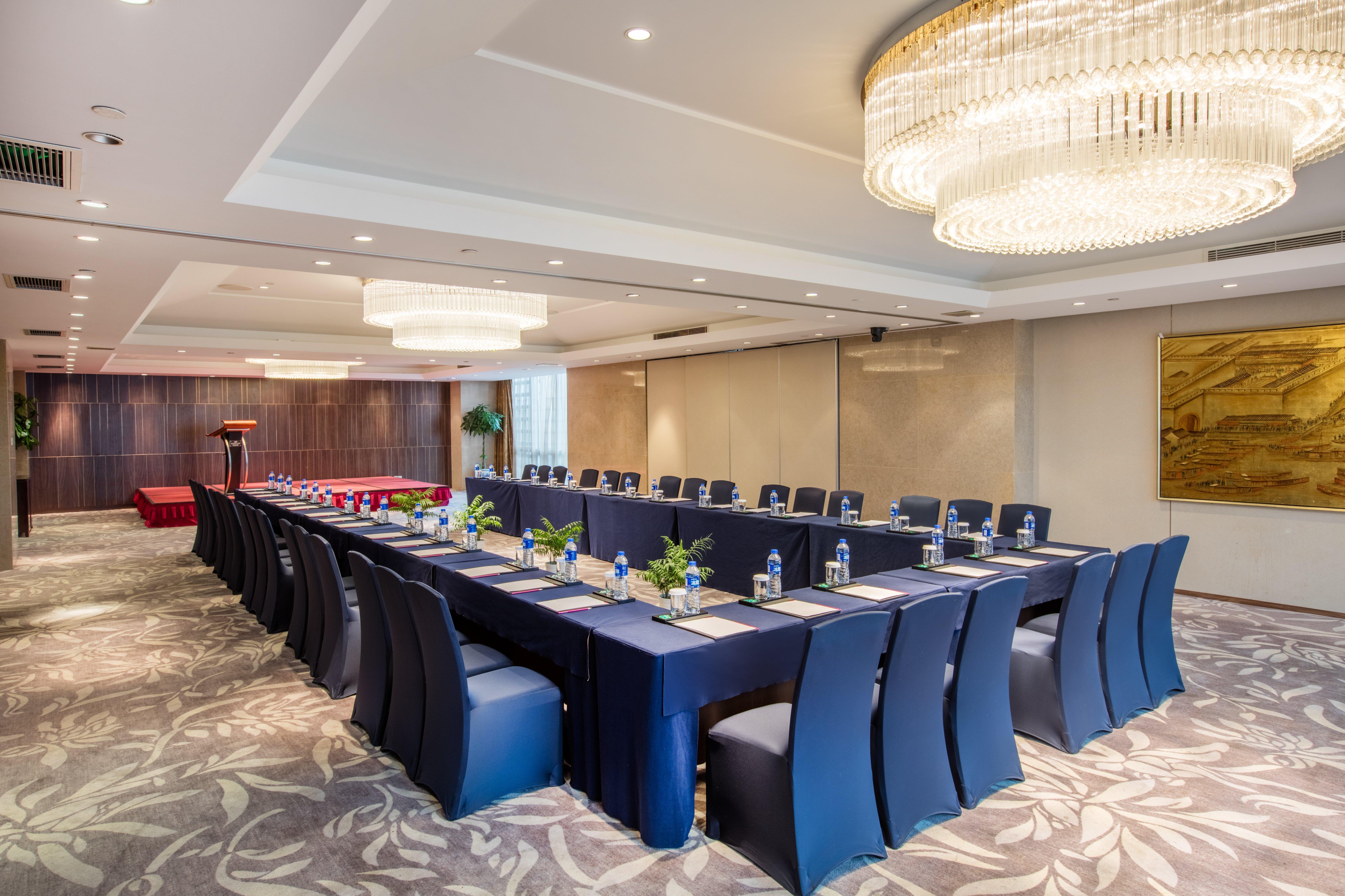 Отель Crowne Plaza Nanjing Jiangning By Ihg Экстерьер фото