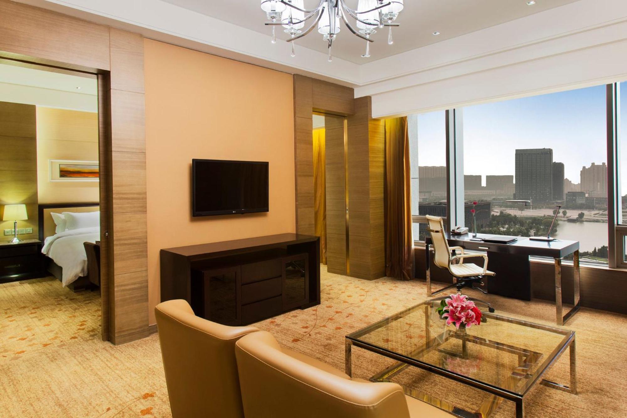 Отель Crowne Plaza Nanjing Jiangning By Ihg Экстерьер фото