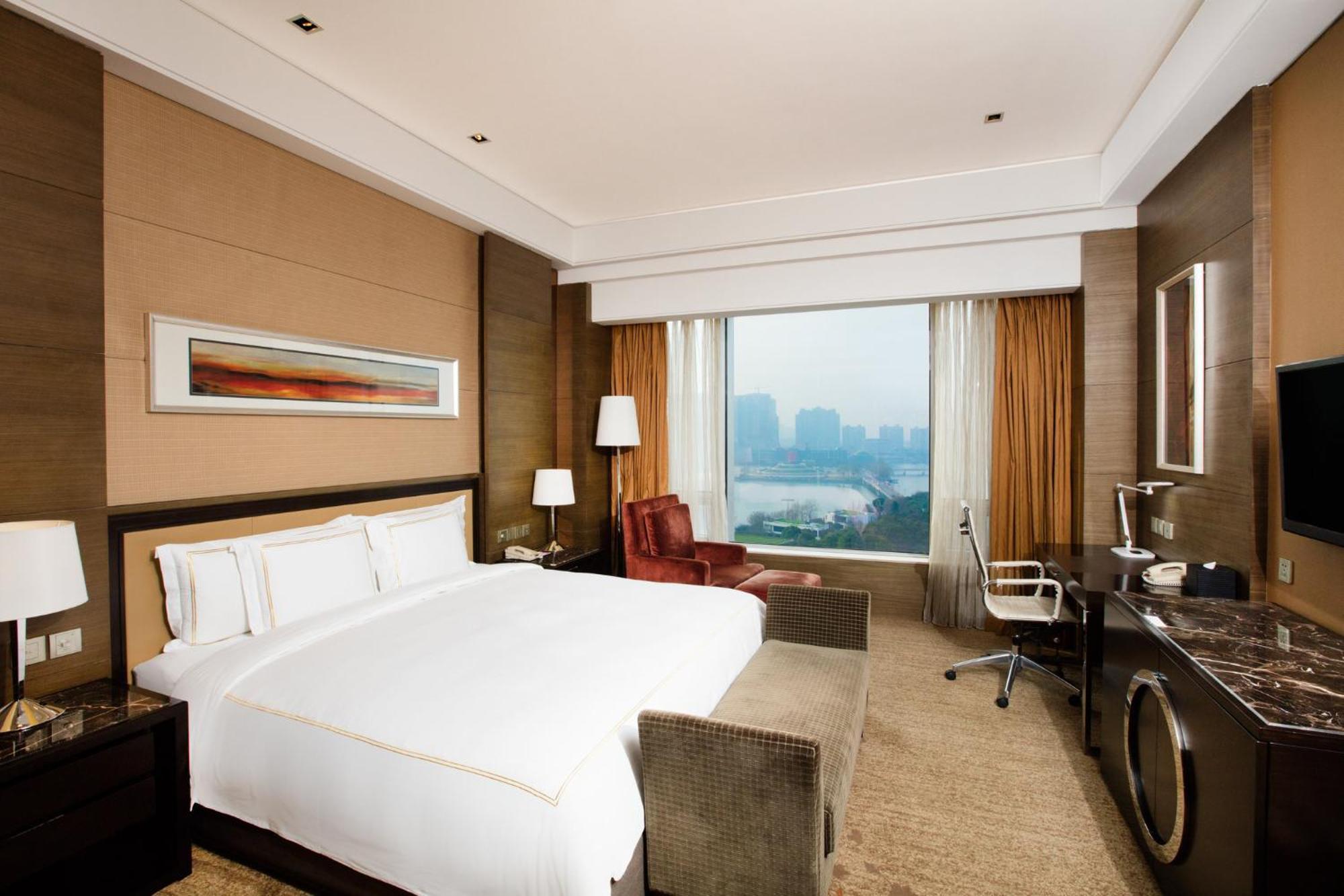 Отель Crowne Plaza Nanjing Jiangning By Ihg Экстерьер фото