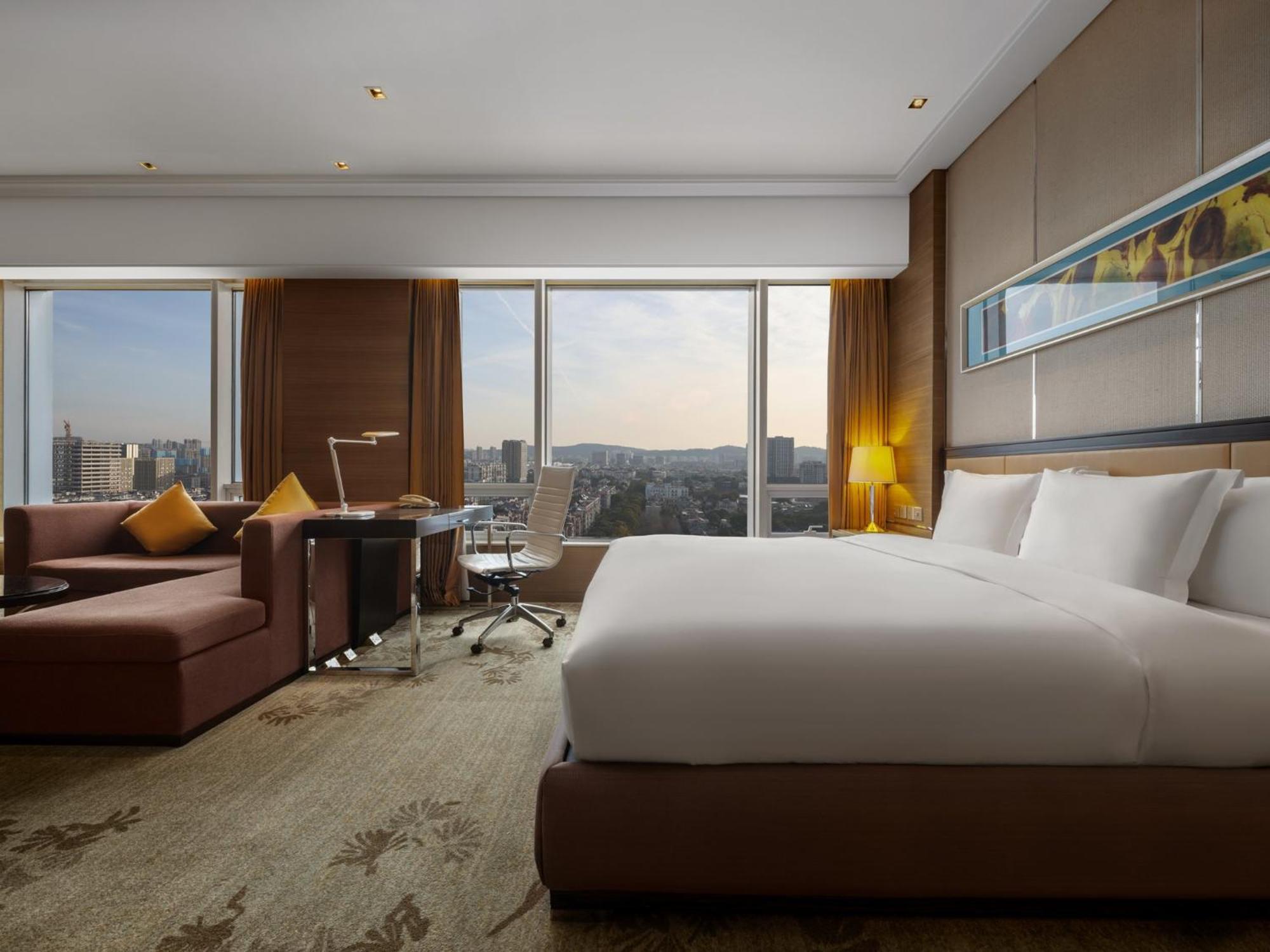 Отель Crowne Plaza Nanjing Jiangning By Ihg Экстерьер фото
